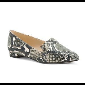 NINE WEST Snakeskin Embossed Leather Flats US 8.5